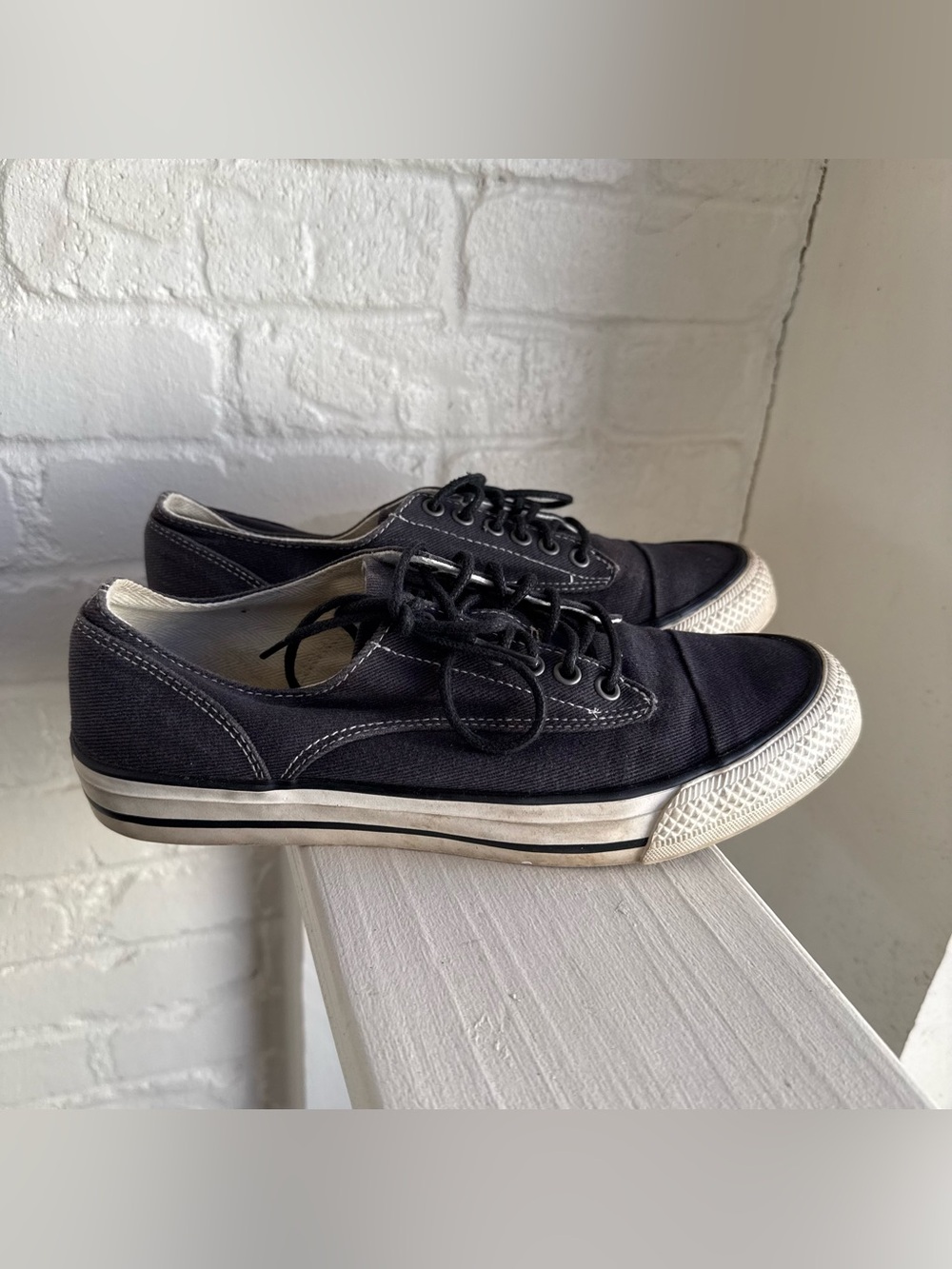 Diesel Shoes Size 7.5